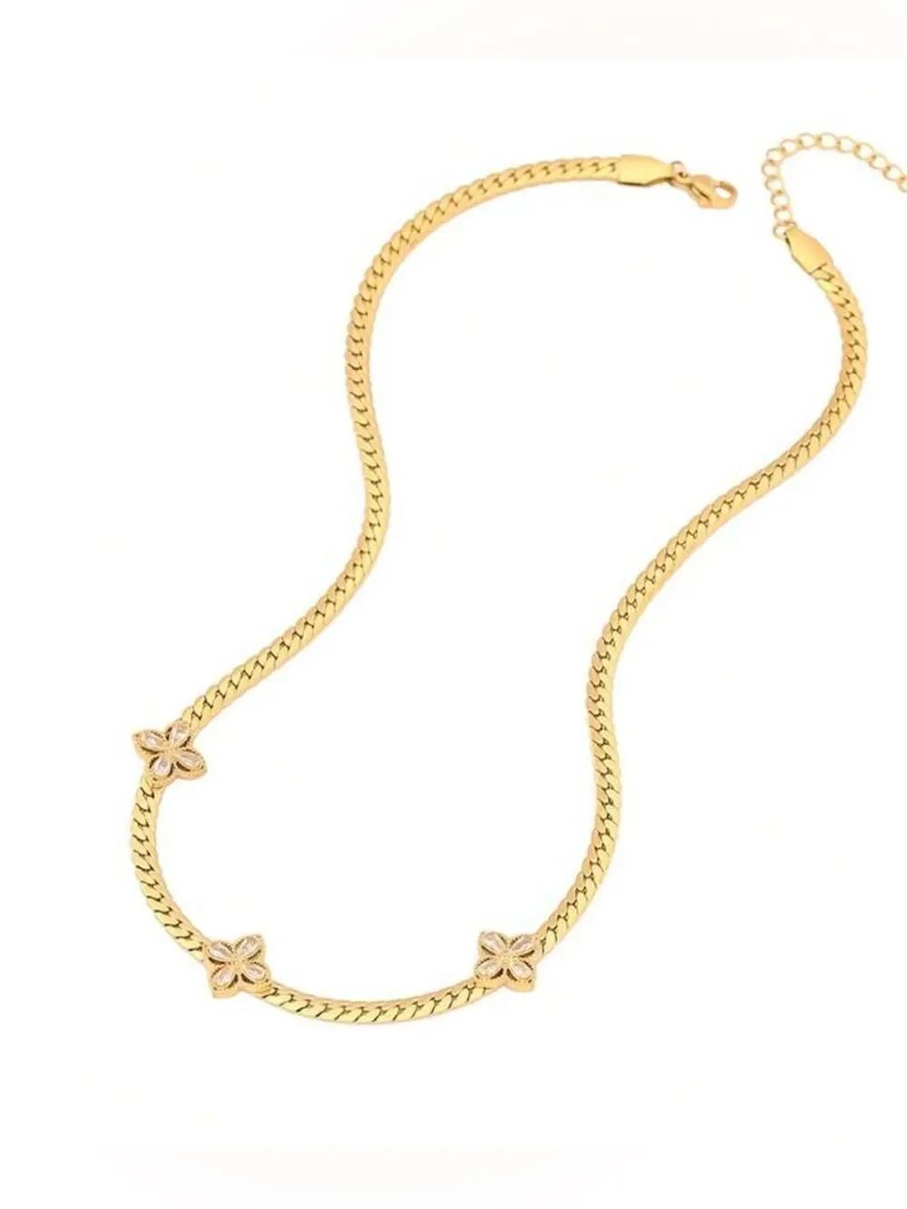 Gold Floral Accent Necklace N1501